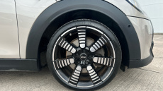 MINI Hatchback 2.0 Cooper S Exclusive 5dr Petrol Hatchback